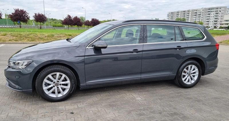 Volkswagen Passat cena 86999 przebieg: 54000, rok produkcji 2020 z Lubin małe 407